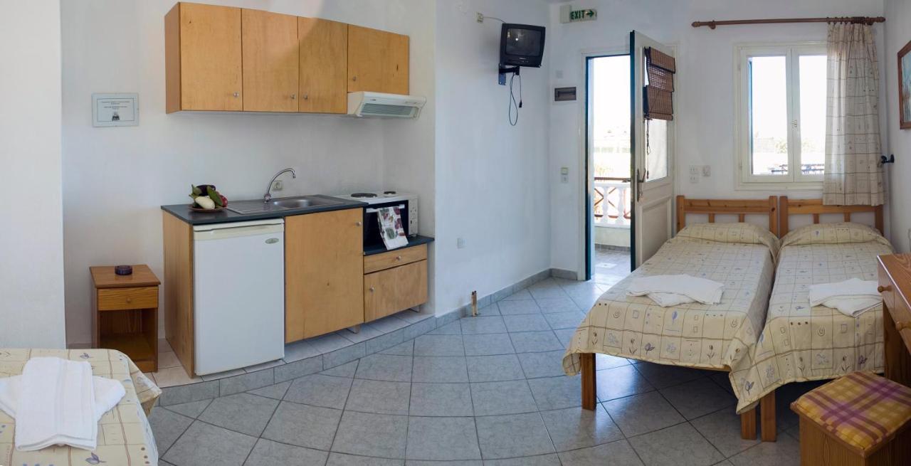 Alexandros Rooms & Studios Szkópelosz Kültér fotó