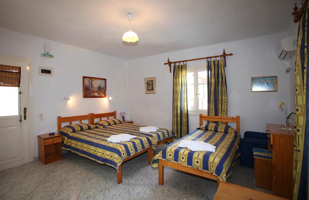 Alexandros Rooms & Studios Szkópelosz Kültér fotó