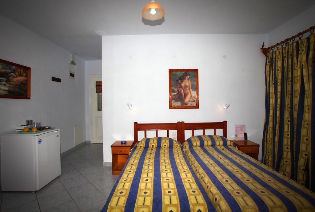 Alexandros Rooms & Studios Szkópelosz Szoba fotó