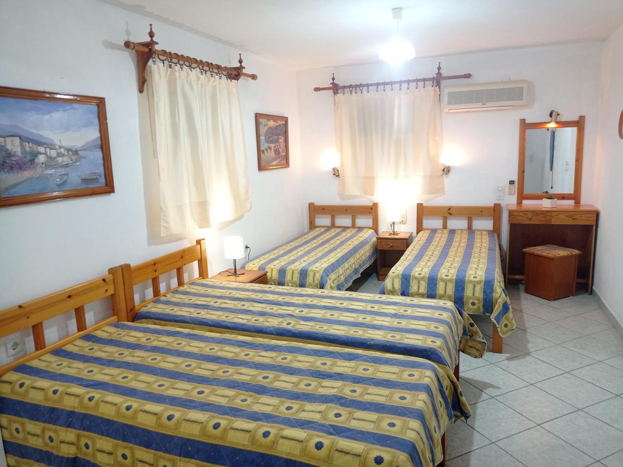 Alexandros Rooms & Studios Szkópelosz Kültér fotó